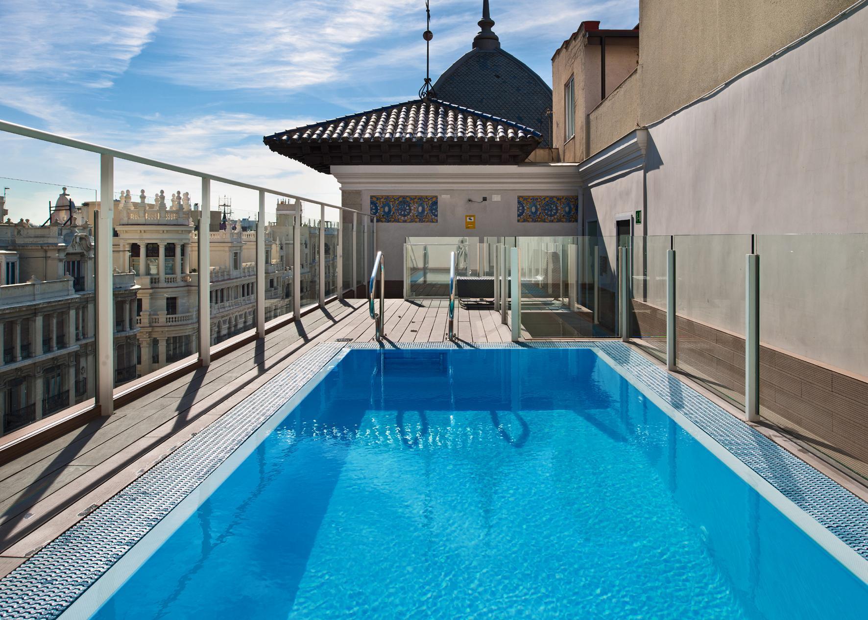 فندق مدريدفي  فندق كاتالونيا جران فيا المظهر الخارجي الصورة